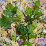 Салат с фасолью и огурцами